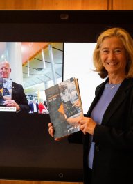 Overhandiging Industrieagenda