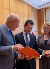 Theo Henrar, Dirk Beljaarts en Eveliene Langendijk