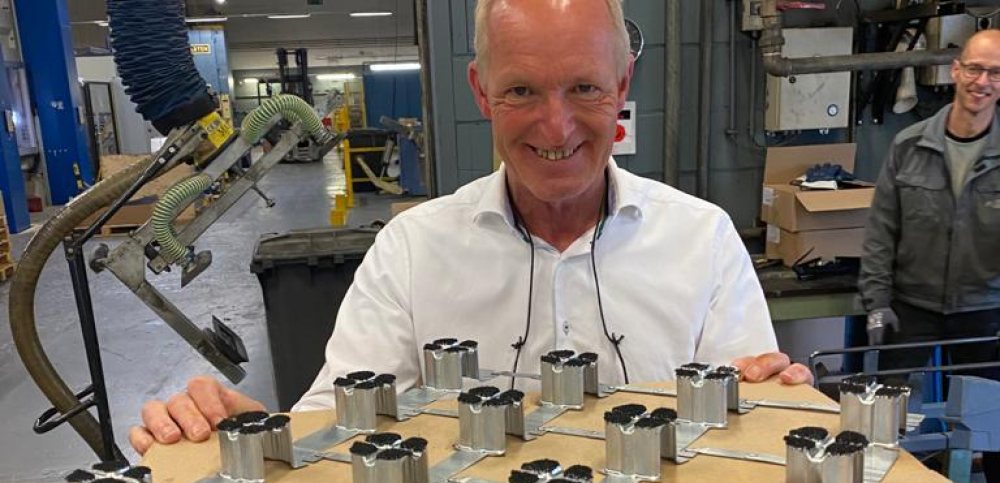 Rindert met onderdelen