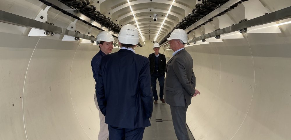 In de hyperloopbuis