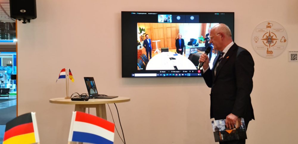 Overhandiging Industrieagenda