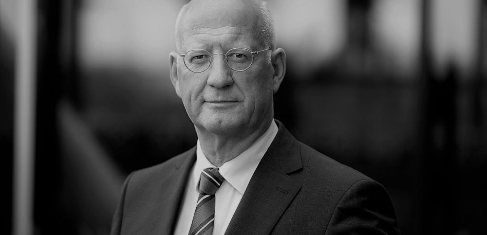 Theo Henrar zwart wit