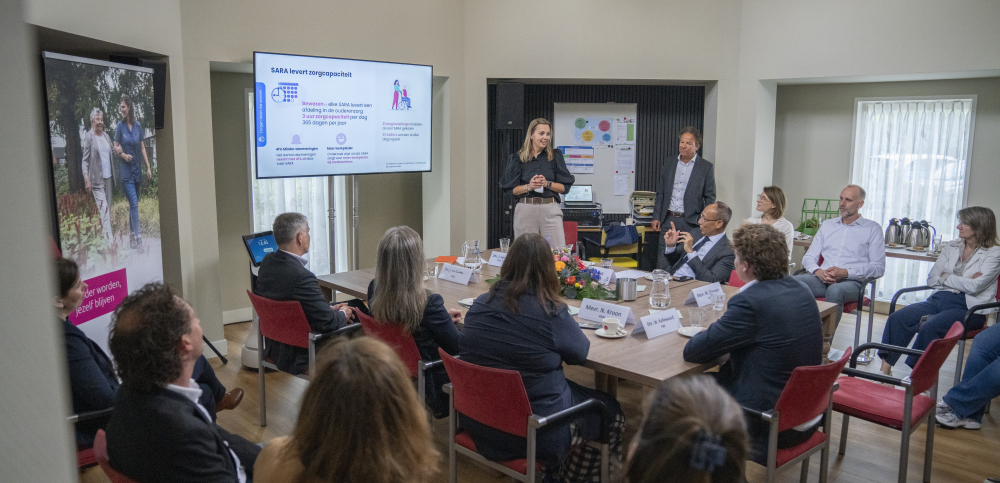 Minister Agema op werkbezoek bij Leonardushof